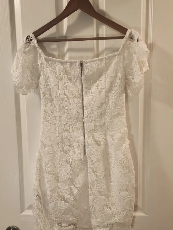 Guess White Lace Off-Shoulder Floral Dress - Picture 5 of 7